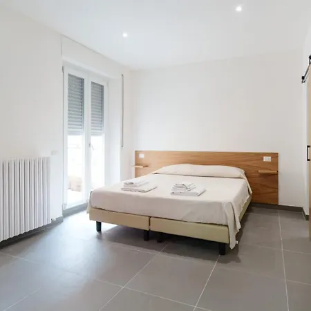 Cavour Affittacamere 3*